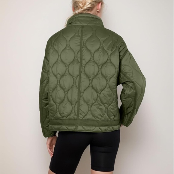 Green cropped utility puffer jacket - Picture 7 of 7